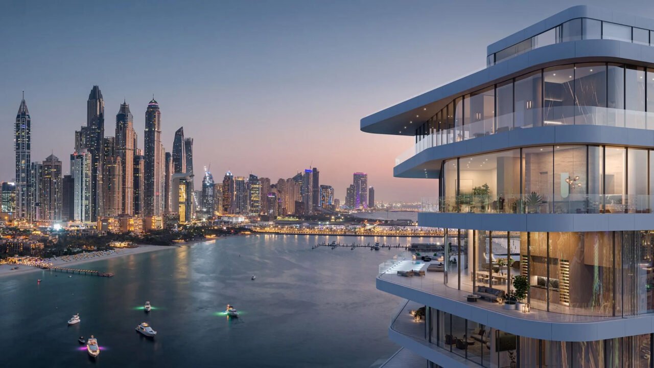 Living in Palm Jumeirah – Lifestyle, Amenities, and Cost of Living