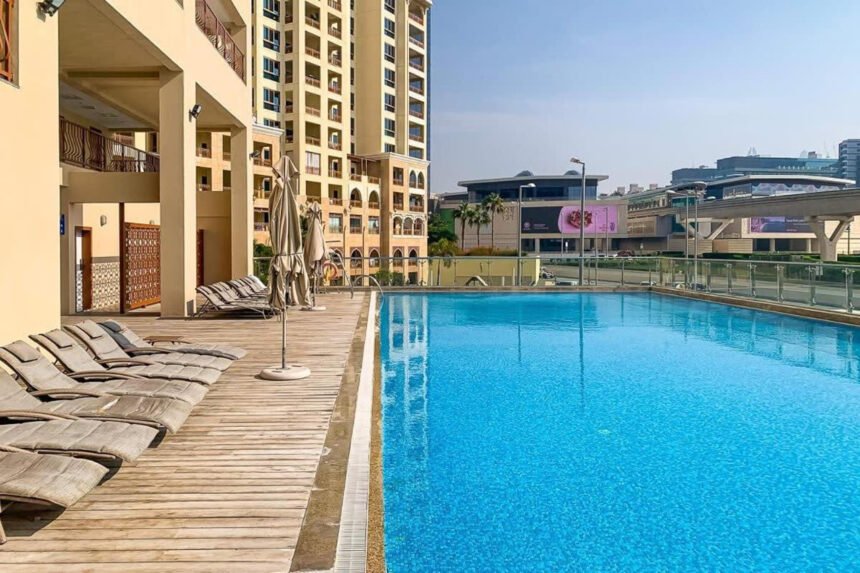 Outdoor swimming pool