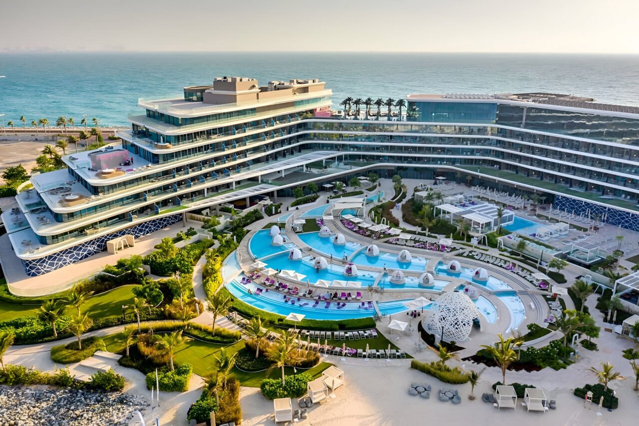 Palm Jumeirah Real Estate Market 2025 – Trends, Prices, and Investment Opportunities